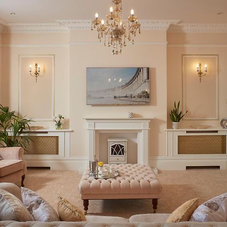 Bathen House Boutique Hotel Eksteriør billede The Drawing Room at The Old Vicarage